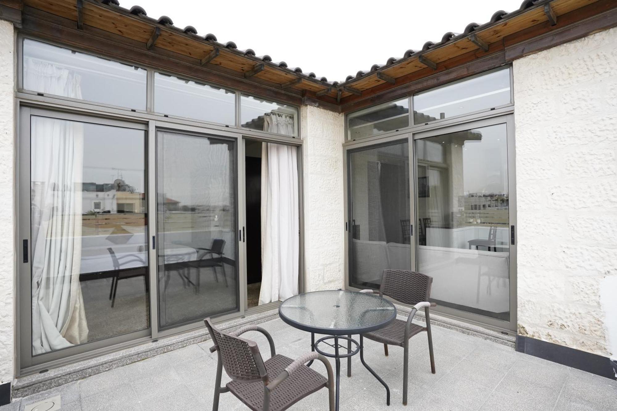 Naylover Hotel Suites Amman Zewnętrze zdjęcie