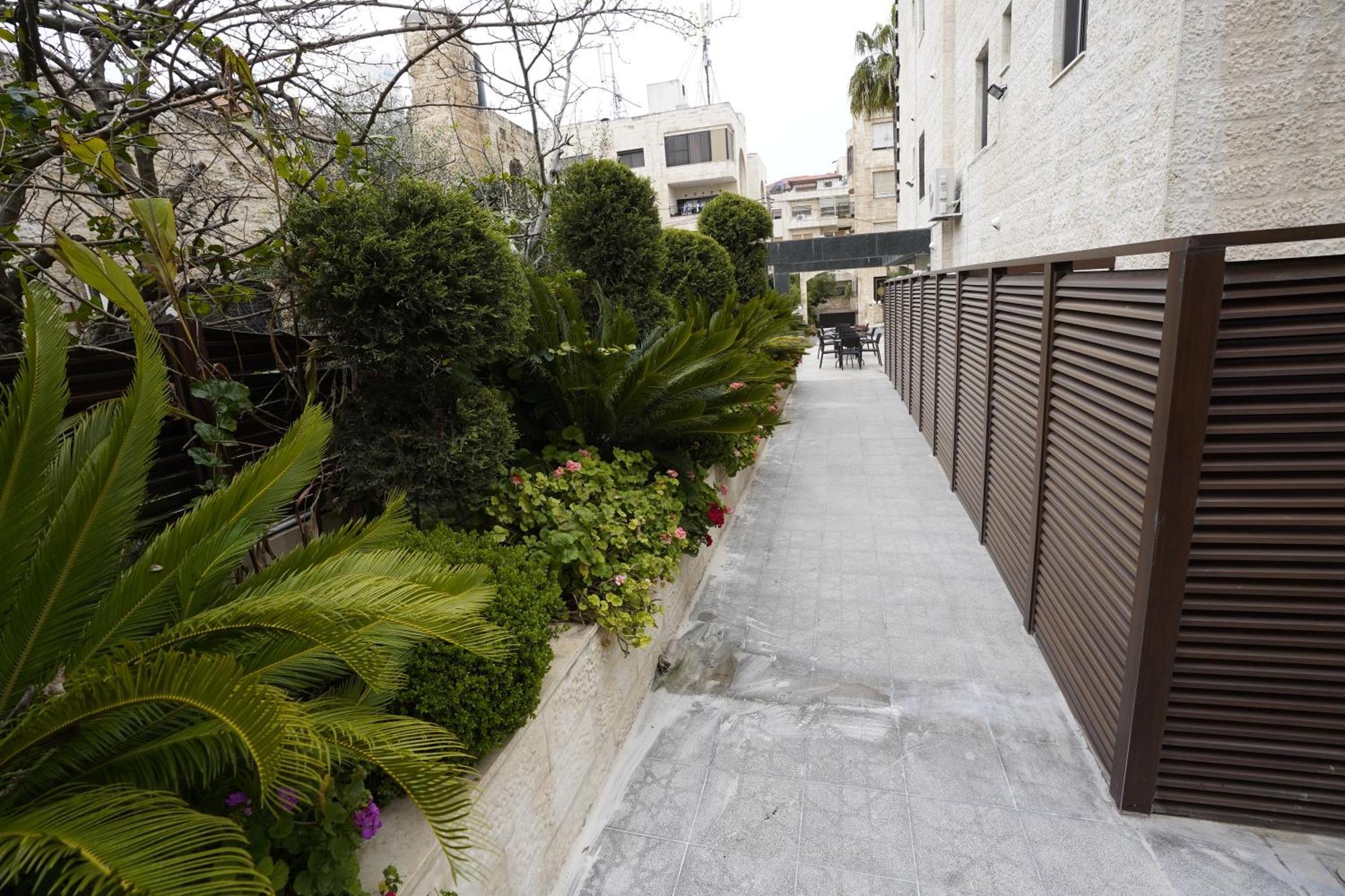Naylover Hotel Suites Amman Zewnętrze zdjęcie
