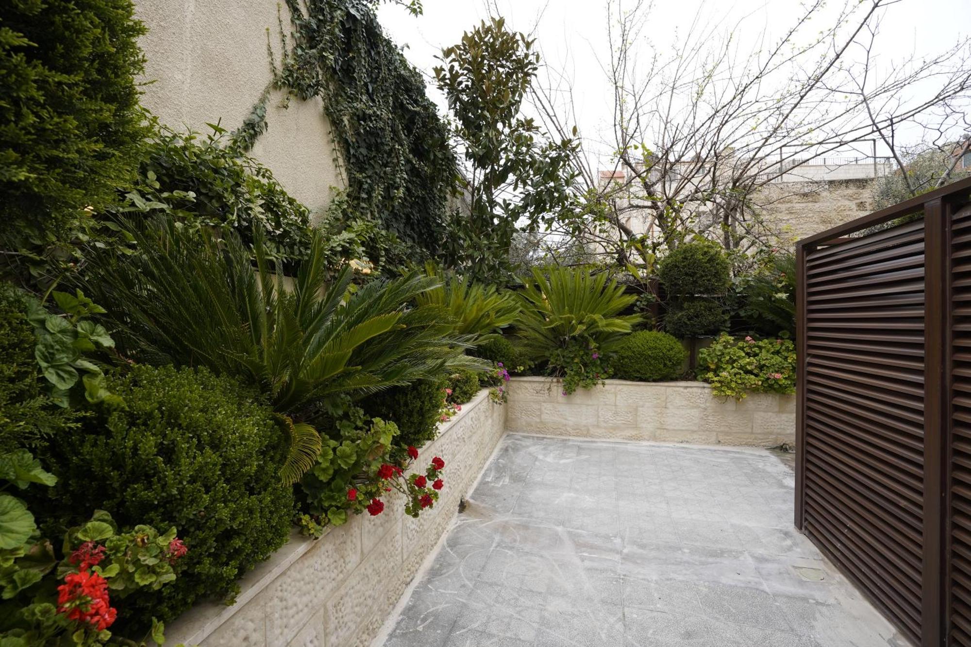 Naylover Hotel Suites Amman Zewnętrze zdjęcie