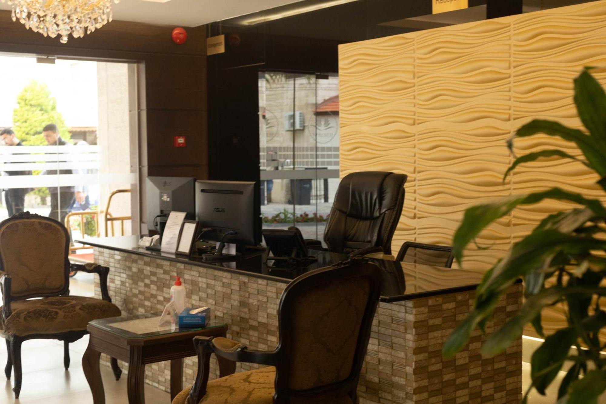 Naylover Hotel Suites Amman Zewnętrze zdjęcie